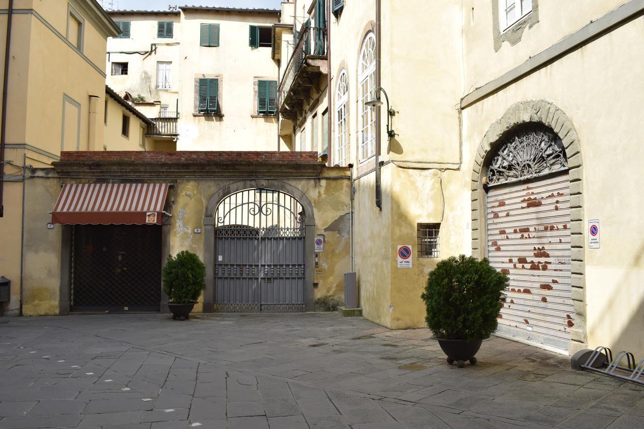 לוקה Palazzo Tucci Apartments מראה חיצוני תמונה